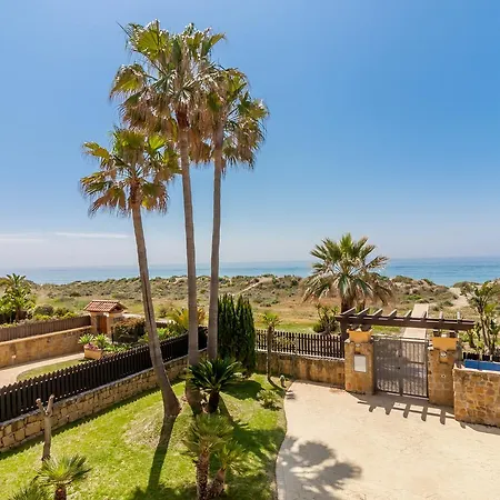 Blumarine Arenas De Canovas Apartment Marbella
