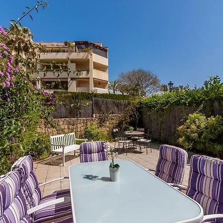 Blumarine Arenas De Canovas Apartment Marbella